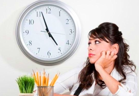 Что отвлекает на работе работа
