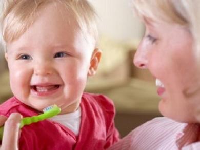 Забота о детских зубках - основные правила